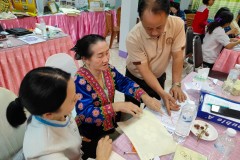 LINE_ALBUM_Focus-group-สืบสานงานศิลป์ลวดลายม้งน่าน_240517_22