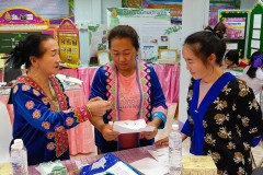 LINE_ALBUM_Focus-group-สืบสานงานศิลป์ลวดลายม้งน่าน_240517_27