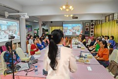 LINE_ALBUM_Focus-group-สืบสานงานศิลป์ลวดลายม้งน่าน_240517_42