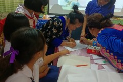 LINE_ALBUM_Focus-group-สืบสานงานศิลป์ลวดลายม้งน่าน_240517_76