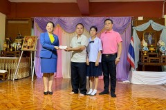 LINE_ALBUM_มอบทุนยากจนพิเศษ-cct-1986-งานอนามัยโรงเรีย_250827_25