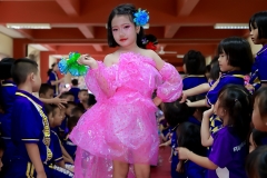 LINE_ALBUM_วันวิทย์69_260915_93