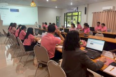 LINE_ALBUM_อบรมการใช้-google-classroom-71068_251104_12