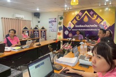 LINE_ALBUM_อบรมการใช้-google-classroom-71068_251104_9